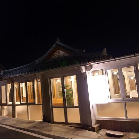 Hundred Years Hanok Mokpo Dış mekan fotoğraf