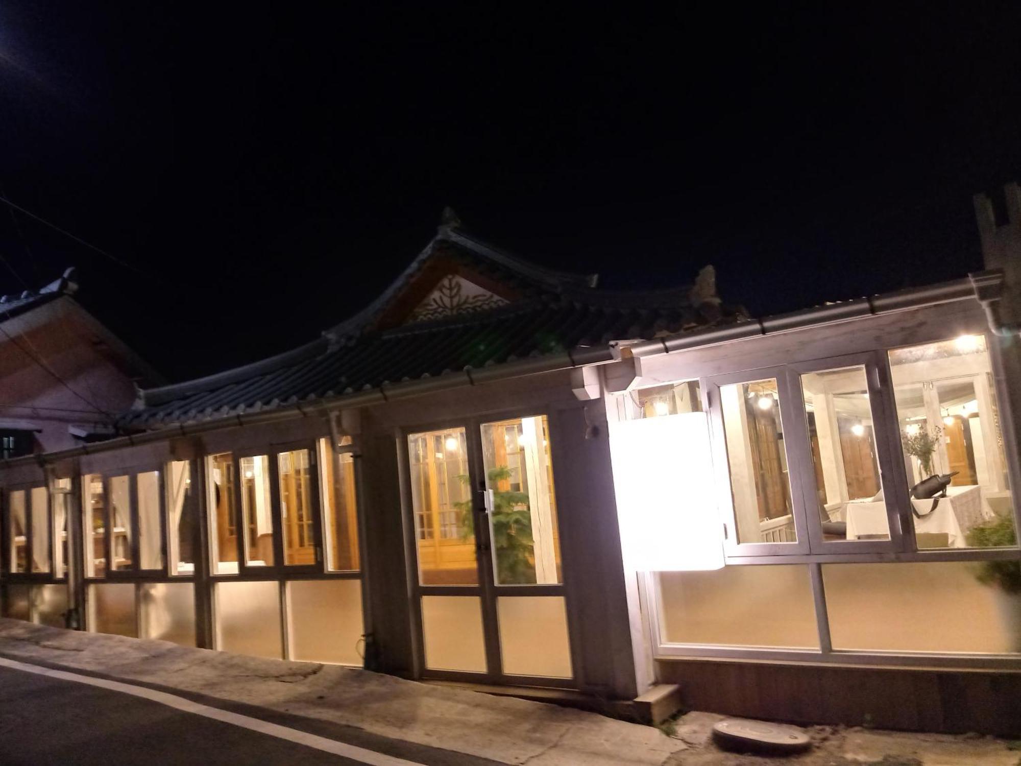 Hundred Years Hanok Mokpo Dış mekan fotoğraf
